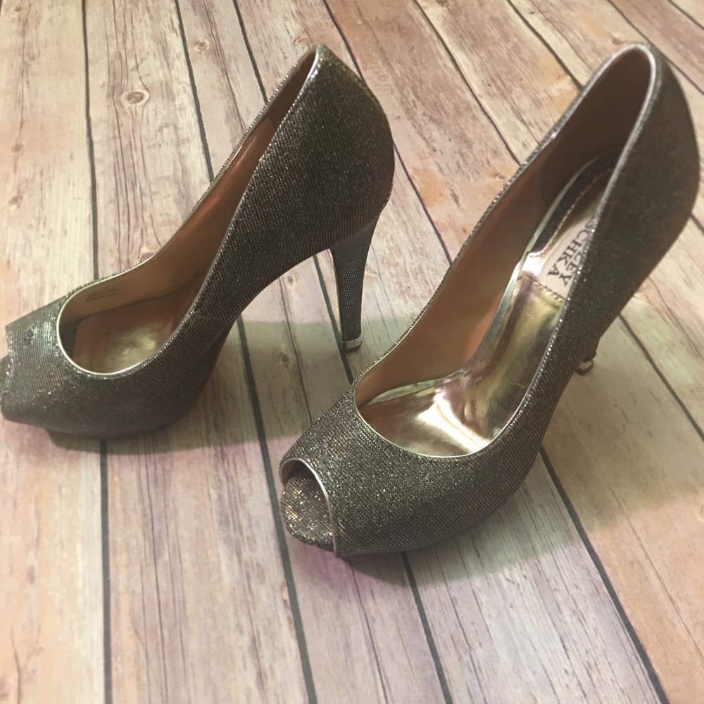 Badgley Mischka Platform Peep Toe Humbie Pumps Sz7